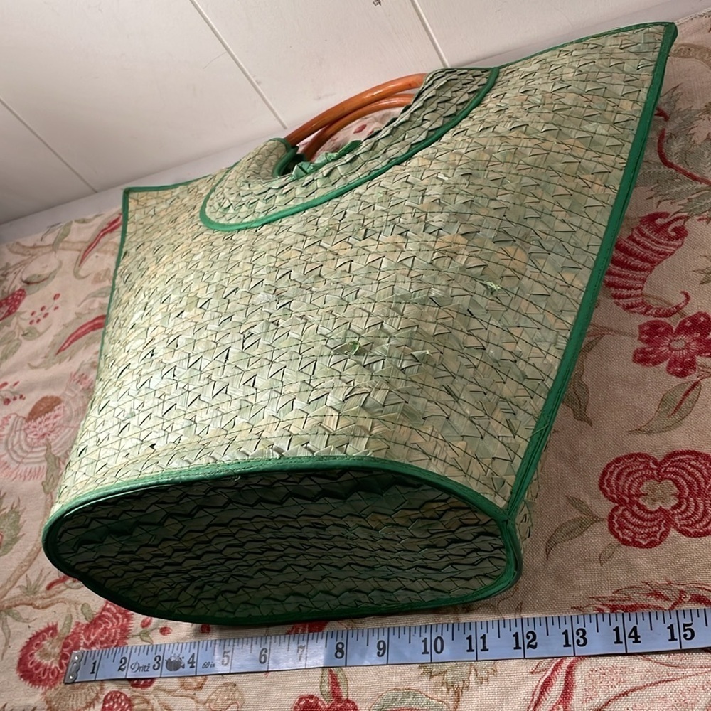 Green Woven Kelly Green Handcrafted Straw Tote Bag with Wooden Handles - Picture 7 of 16